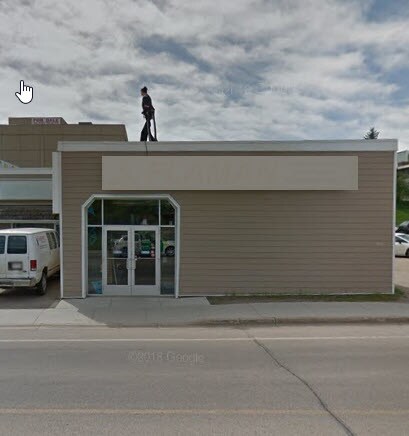 4418 50 Ave, Red Deer, AB à louer Photo principale– Image 1 sur 5