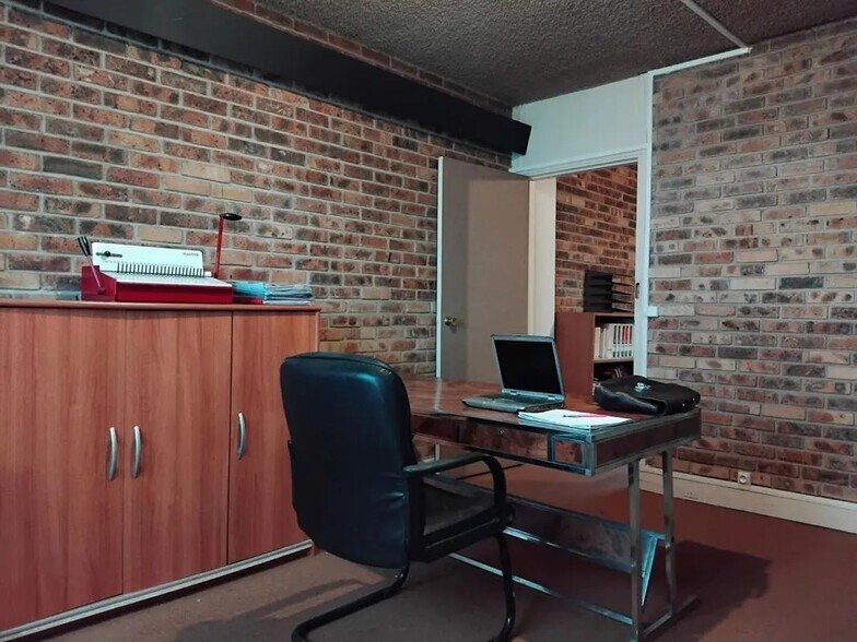Bureau dans Paris à vendre - Photo de l’immeuble – Image 2 sur 5