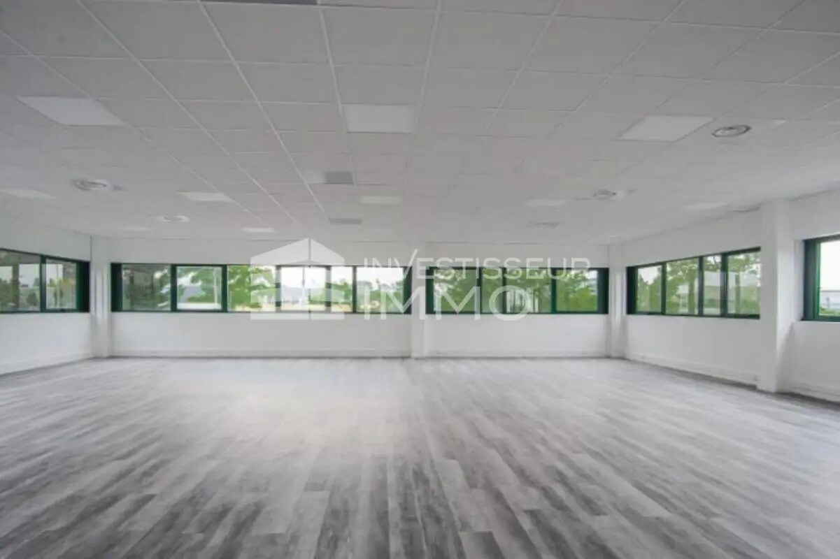 Bureau dans Gennevilliers à louer Photo de l’immeuble– Image 1 sur 5