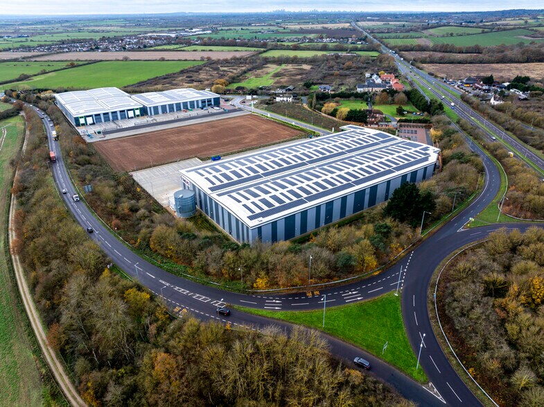 London Brentwood Commercial Park, West Horndon à louer - Aérien – Image 3 sur 3