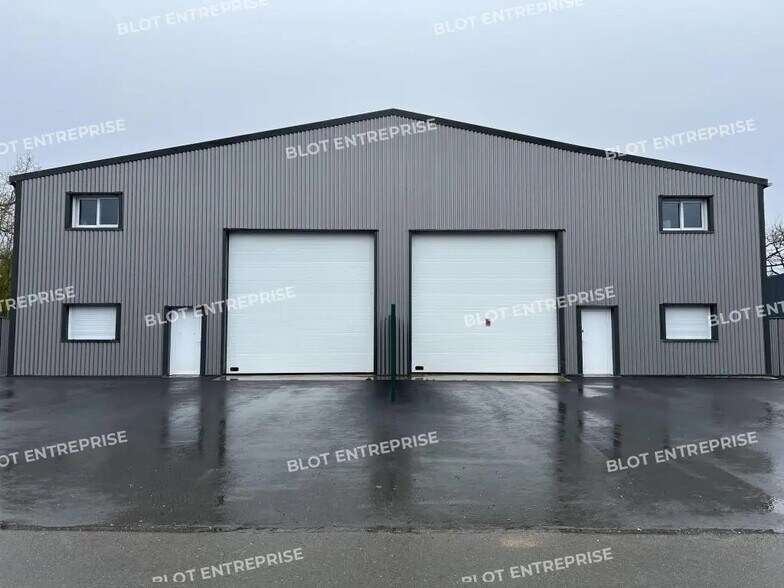3 Rue Des Tuileries, Bréal-sous-Montfort à louer - Photo de l’immeuble – Image 1 sur 4