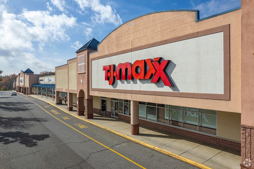 1800 Clements Bridge Rd, Deptford, NJ à louer - Photo de l’immeuble – Image 3 sur 10