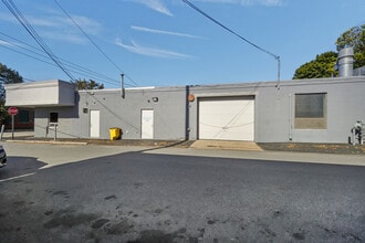 540 Pawtucket Ave, Pawtucket, RI à louer Photo intérieure– Image 2 sur 13