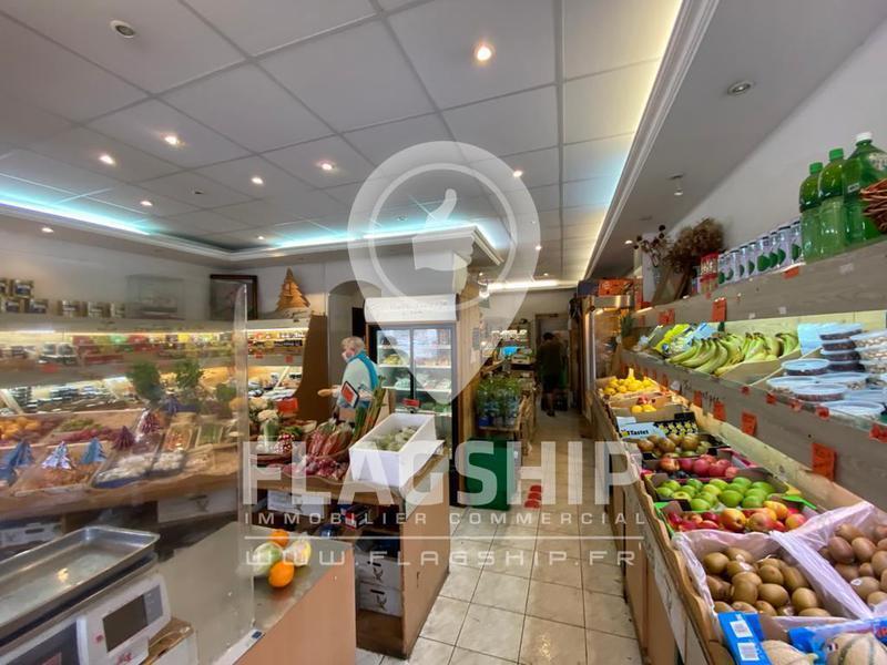 Local commercial dans Issy-Les-Moulineaux à louer Photo intérieure– Image 1 sur 5