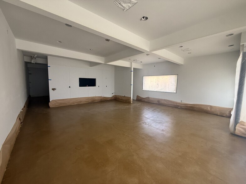 1612 Centinela Ave, Inglewood, CA à louer - Photo de l’immeuble – Image 2 sur 9