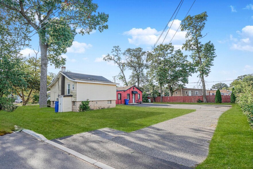 294 Devoe Ave, Spotswood, NJ à vendre - Photo de l’immeuble – Image 3 sur 13