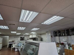 29 Glen St, Glen Cove, NY à louer Photo de l’immeuble– Image 1 sur 5