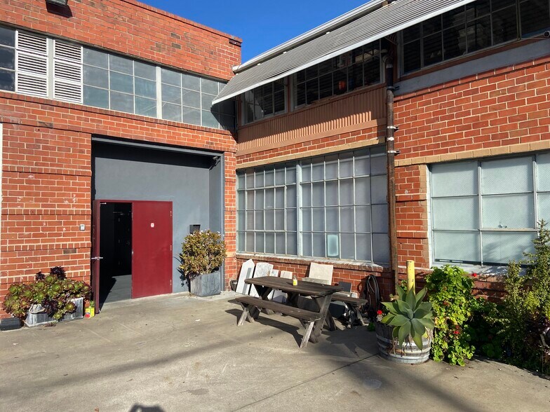 3015 Adeline St, Oakland, CA à louer - Photo de l’immeuble – Image 2 sur 9
