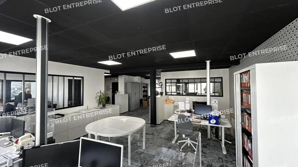 Bureau dans Cesson-Sévigné à vendre Photo intérieure– Image 1 sur 20