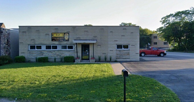 12565 W Lisbon Rd, Brookfield, WI à vendre Photo de l’immeuble– Image 1 sur 7