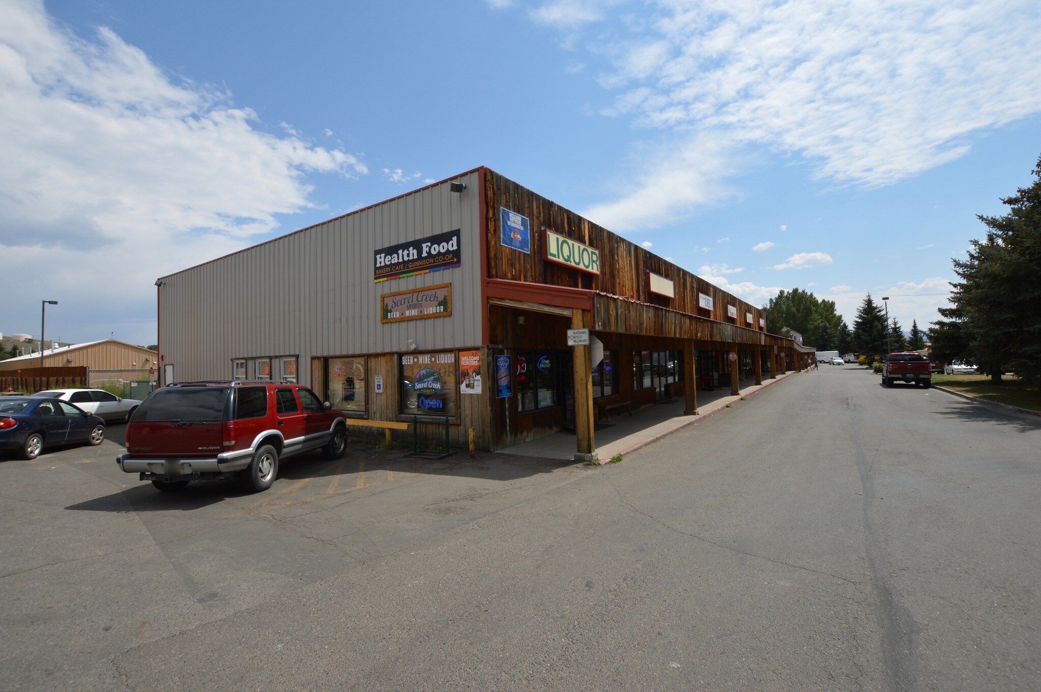 800-810 N Main St, Gunnison, CO à louer Photo de l’immeuble– Image 1 sur 7
