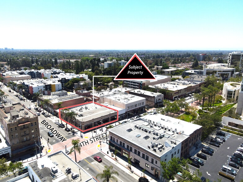 302 W 4th St, Santa Ana, CA à vendre - Photo de l’immeuble – Image 3 sur 40