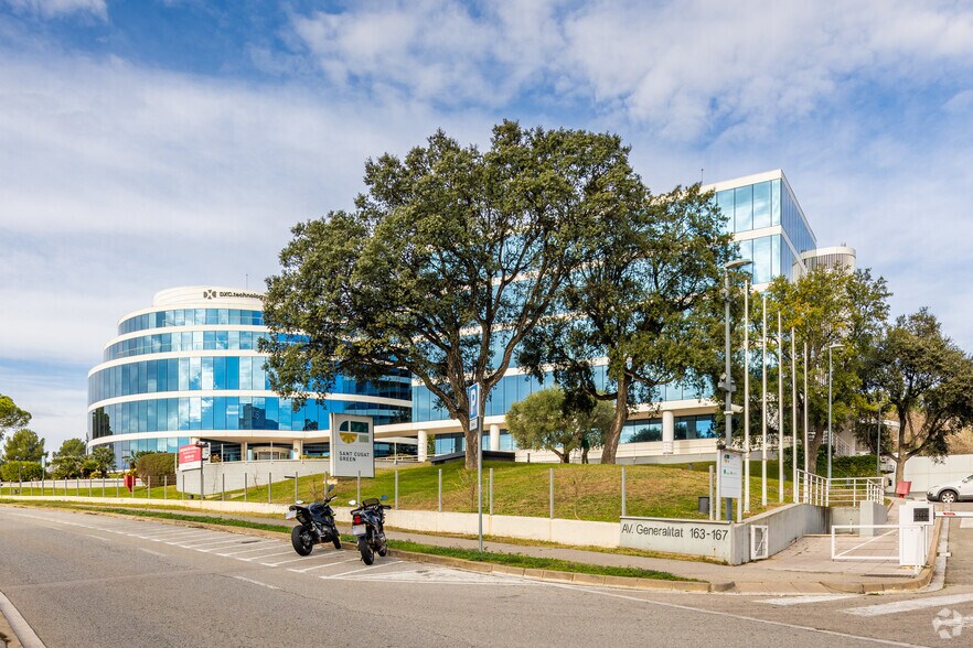 Avinguda de la Generalitat, 163-167, Sant Cugat del Vallès, Barcelona à louer - Photo de l’immeuble – Image 3 sur 5