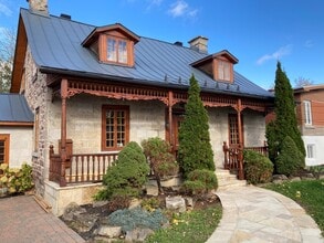 6 Rue Saint-Michel, Vaudreuil-dorion, QC à louer Photo de l’immeuble– Image 1 sur 2