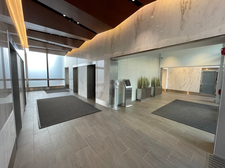 300-334 Washington St, Newton, MA à louer - Photo intérieure – Image 3 sur 4