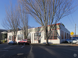 Plus de détails pour 1321 NE Davis St, Portland, OR - Industriel/Logistique à louer