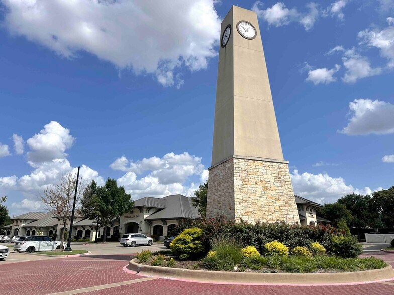 8501 Wade Blvd, Frisco, TX à vendre - Photo de l’immeuble – Image 2 sur 6