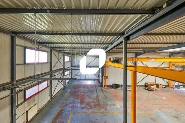 Plus de détails pour Bureau à vendre