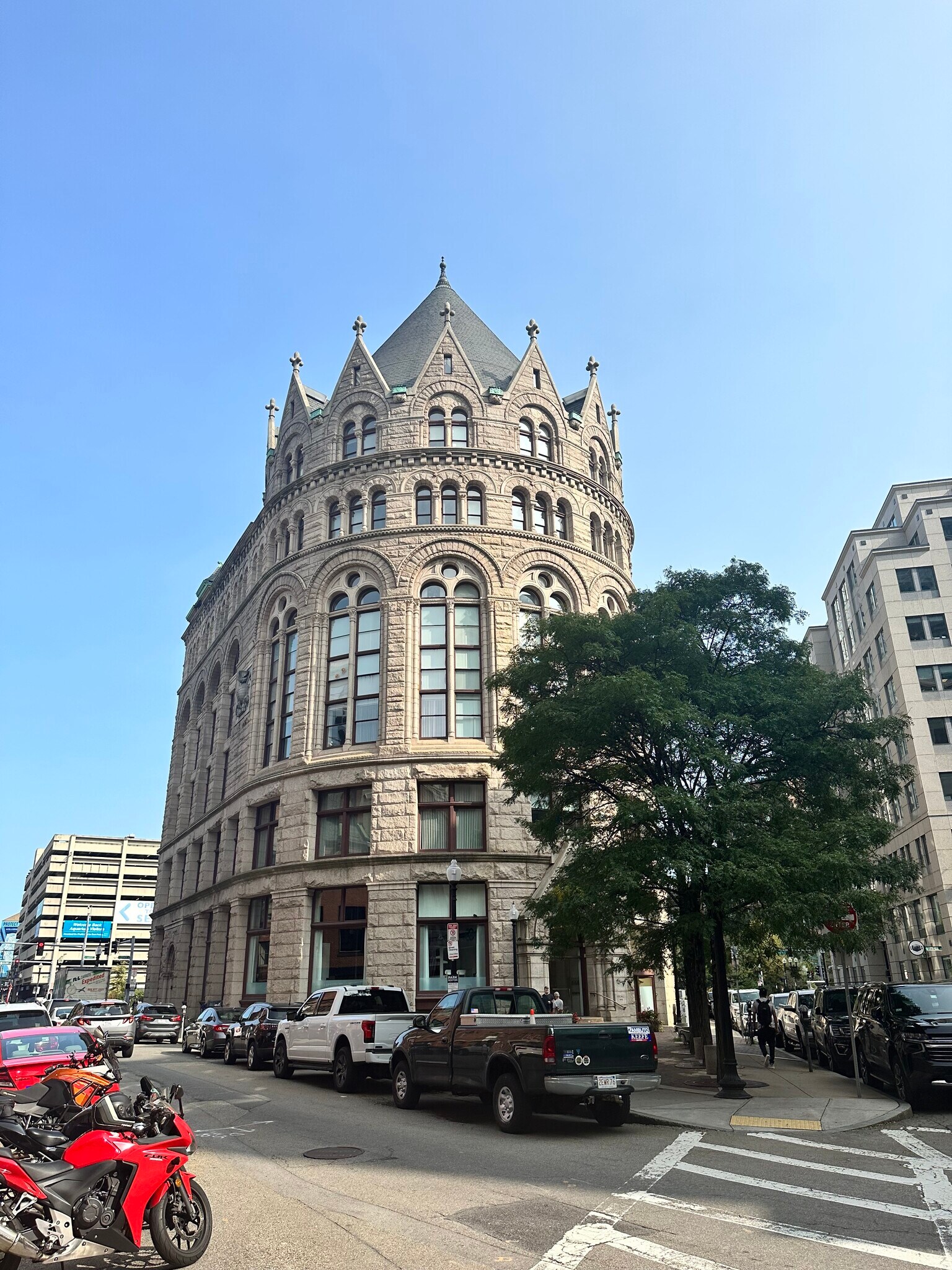 177 Milk St, Boston, MA à louer Photo de l’immeuble– Image 1 sur 4