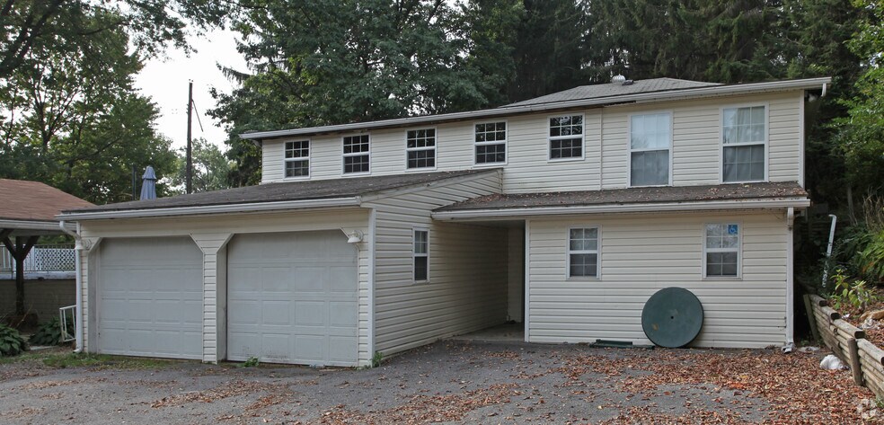 2639 Darlington Rd, Beaver Falls, PA à vendre - Photo de l’immeuble – Image 3 sur 4