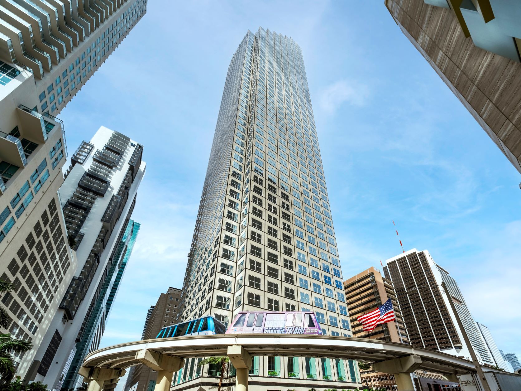 200 S Biscayne Blvd, Miami, FL à louer Photo principale– Image 1 sur 14