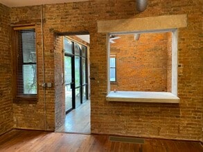 1431 Walnut St, Cincinnati, OH à louer Photo intérieure– Image 1 sur 9