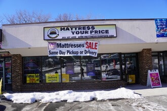 741-757 Wolcott St, Waterbury, CT à louer Photo de l’immeuble– Image 1 sur 6