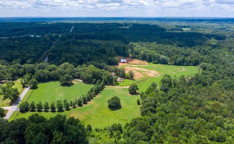685 N McDonough Rd, Griffin, GA à vendre - Photo principale – Image 1 sur 16