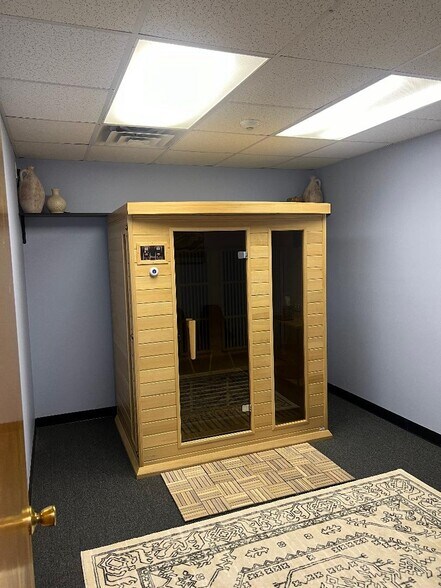 111 E Pennsylvania Blvd, Feasterville Trevose, PA à vendre - Photo de l’immeuble – Image 3 sur 7