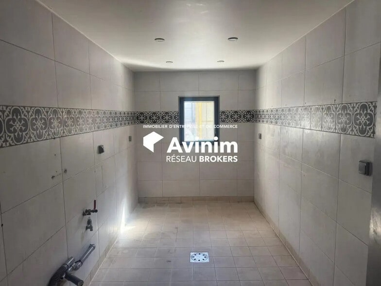 Local commercial dans Baillet-en-France à louer - Photo de l’immeuble – Image 3 sur 13