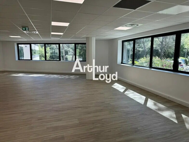 Bureau dans Valbonne à vendre - Photo intérieure – Image 3 sur 5