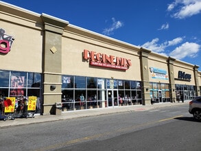 1700 Park Ave, Bridgeport, CT à louer Photo de l’immeuble– Image 2 sur 2