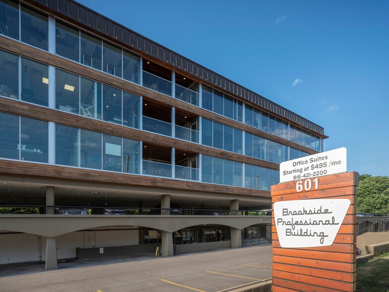 601 E 63rd St, Kansas City, MO à louer - Photo de l’immeuble – Image 3 sur 12