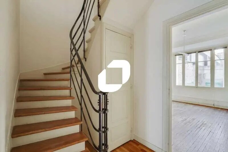 Bureau dans Paris à louer - Photo de l’immeuble – Image 2 sur 16