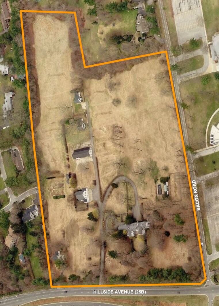 25 Hillside Ave, Old Westbury, NY à vendre Photo principale– Image 1 sur 3