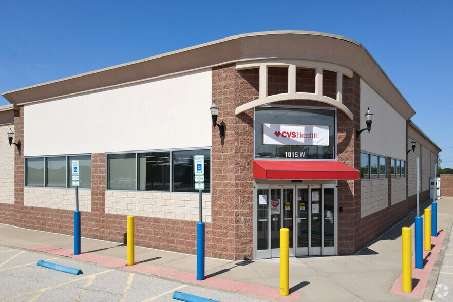 1015 W Orchard Rd, North Aurora, IL à louer - Photo principale – Image 1 sur 6