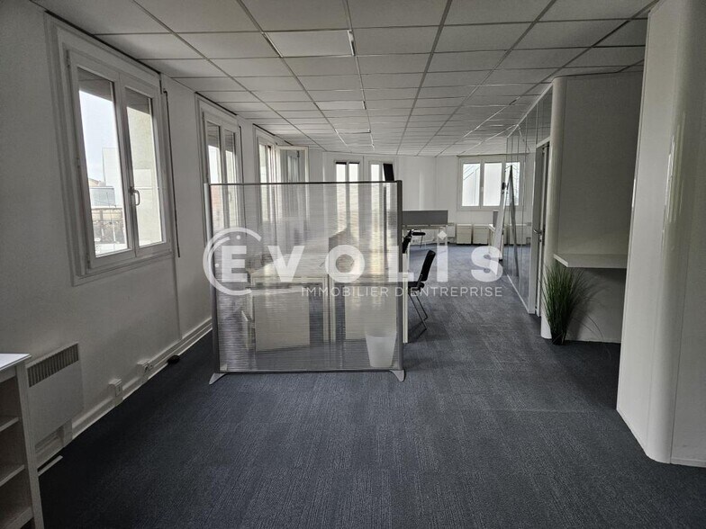 Bureau dans Montrouge à louer - Photo intérieure – Image 2 sur 12