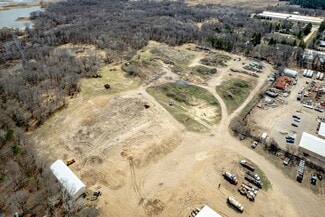 Plus de détails pour 13655 Lake Dr NE, Forest Lake, MN - Industriel/Logistique à louer