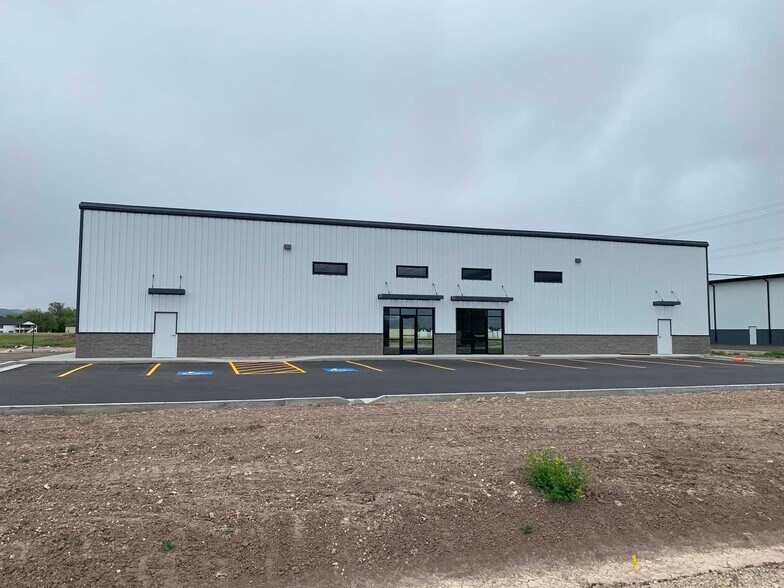 9471 N 5400 W, Elwood, UT à vendre - Photo de l’immeuble – Image 1 sur 10