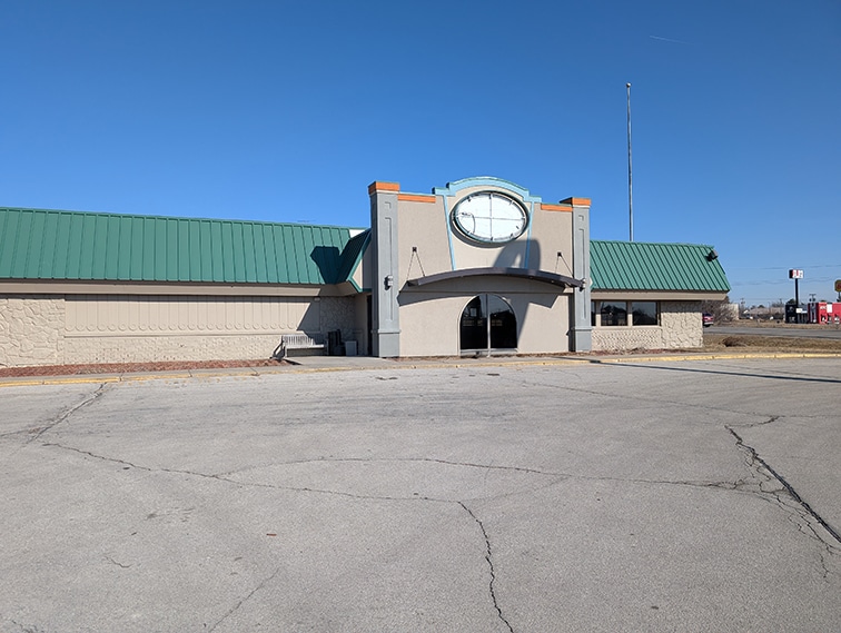 1505 W 19th St S, Newton, IA à louer - Photo principale – Image 1 sur 5