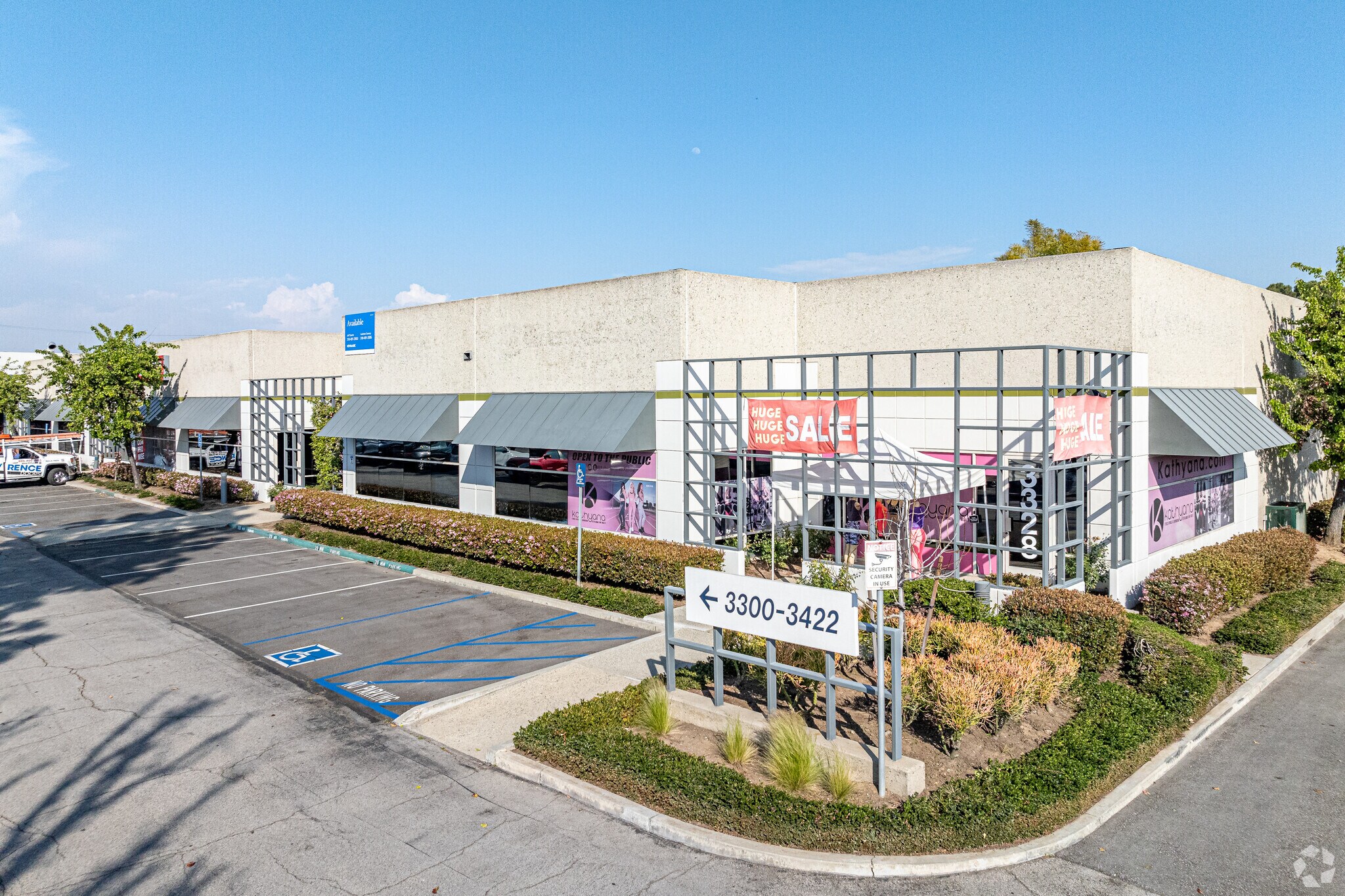 3300-3328 Garfield Ave, Commerce, CA à louer Photo principale– Image 1 sur 13