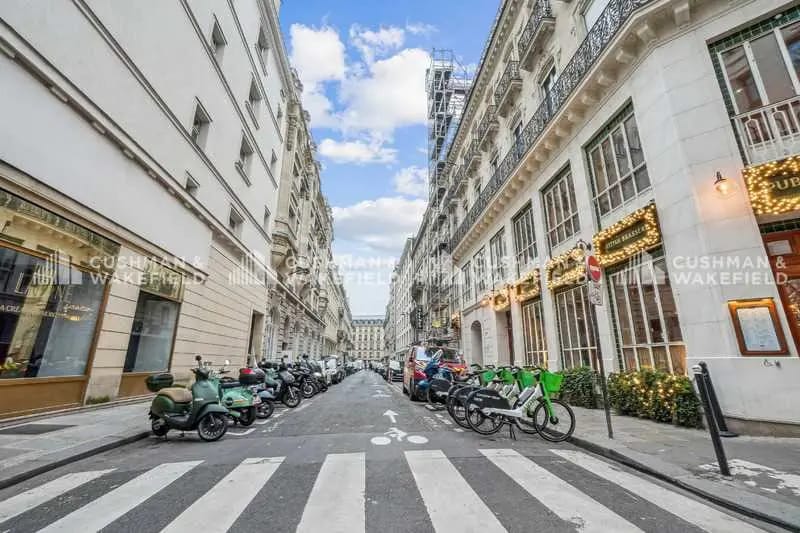 14-18 Rue Volney, Paris à louer - Photo de l’immeuble – Image 2 sur 11