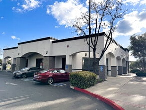 102-164 Cochrane Rd, Morgan Hill, CA à louer Photo intérieure– Image 1 sur 2