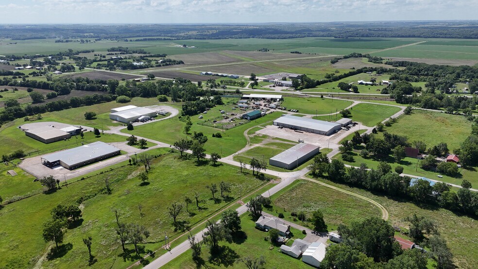 206 S Catalpa St, Garnett, KS à vendre - Aérien – Image 3 sur 10
