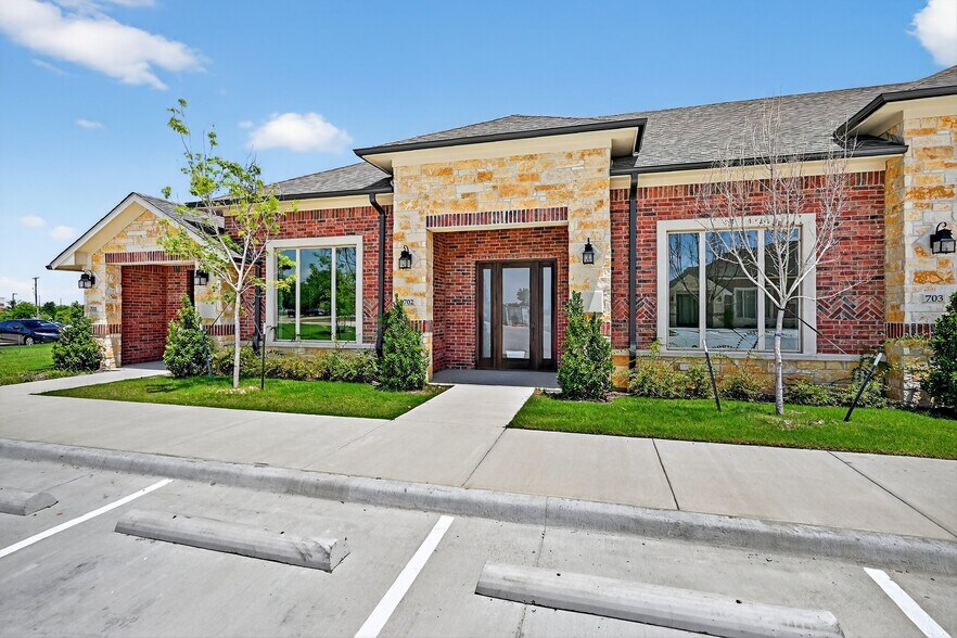 7950 Preston Rd, Frisco, TX à louer - Photo de l’immeuble – Image 2 sur 13