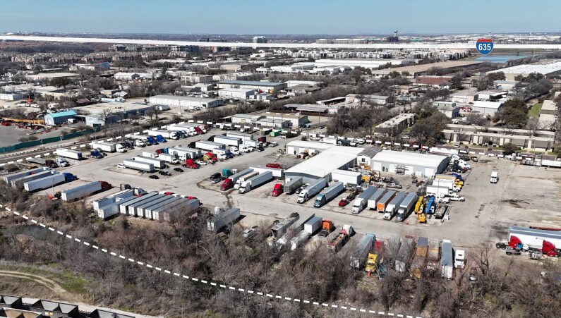 11300 Kline Dr, Dallas, TX à louer Photo principale– Image 1 sur 3