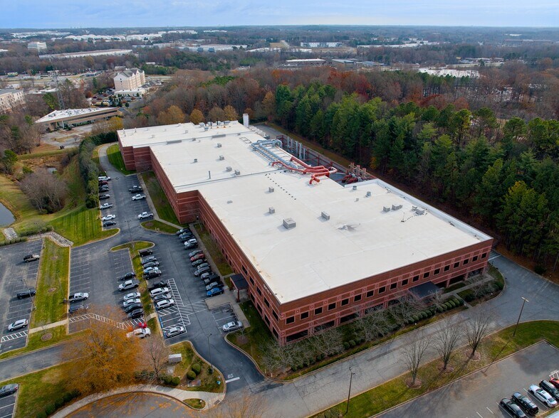 7908 Piedmont Triad Pky, Greensboro, NC à vendre - Photo de l’immeuble – Image 2 sur 6