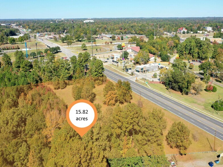3609 Estes Pkwy, Longview, TX à vendre - Aérien – Image 1 sur 2