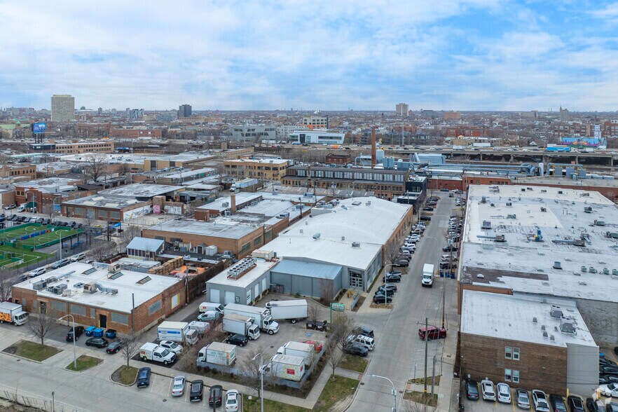 1427-1455 W Willow St, Chicago, IL à louer - Aérien – Image 2 sur 7
