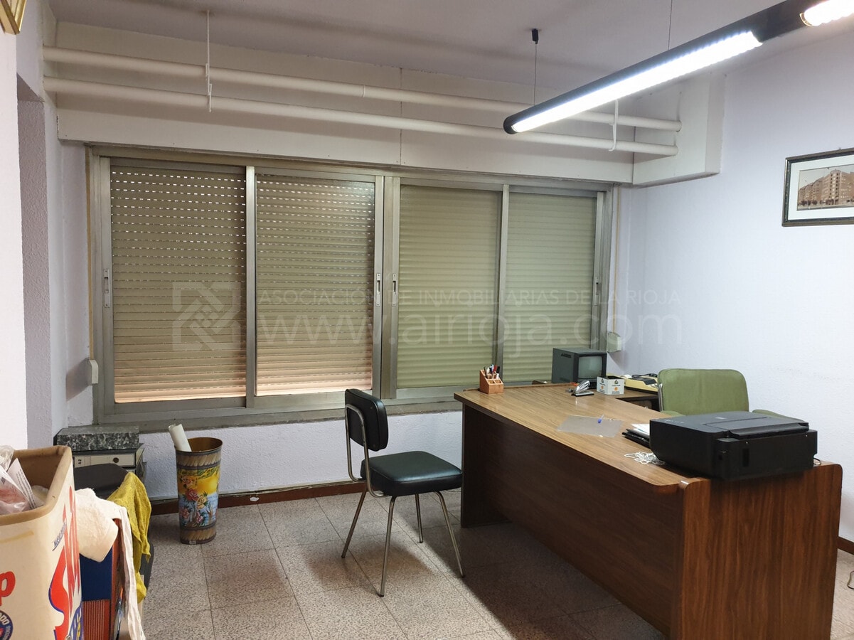 Logroño, LAR 26002 - Lot 1 - - Photo intérieure - Image 2 of 7